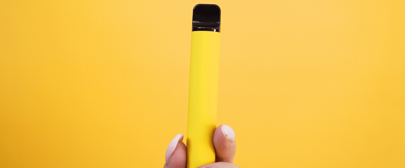 why is my vape pen blinking 10 times FreetonPremium Disposable E