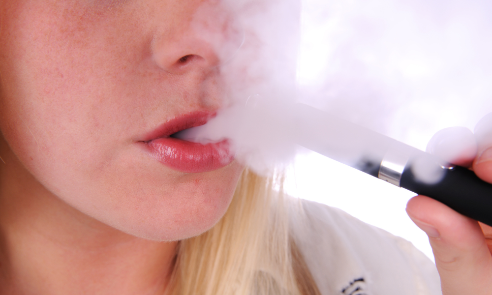IRIS MINI Review: The Disposable E-Cigarette that's Convenient